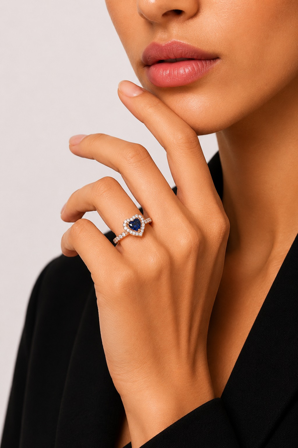 Sparkling Elevated Heart Ring (Gold)