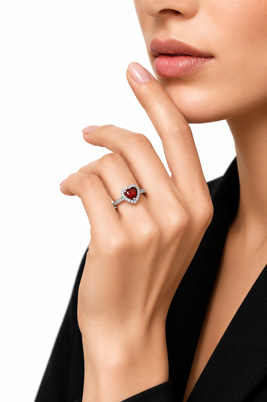 Sparkling Elevated Heart Ring (Silver)